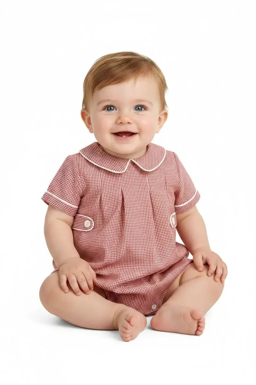 Cranberry Boxwood Boy Bubble