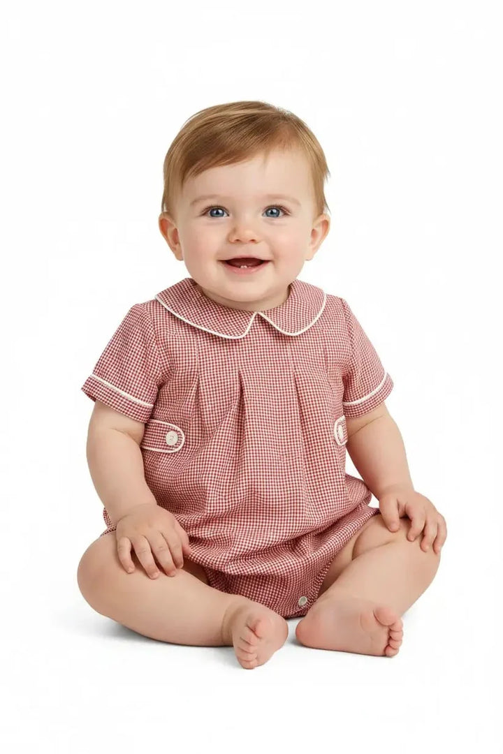 Cranberry Boxwood Boy Bubble