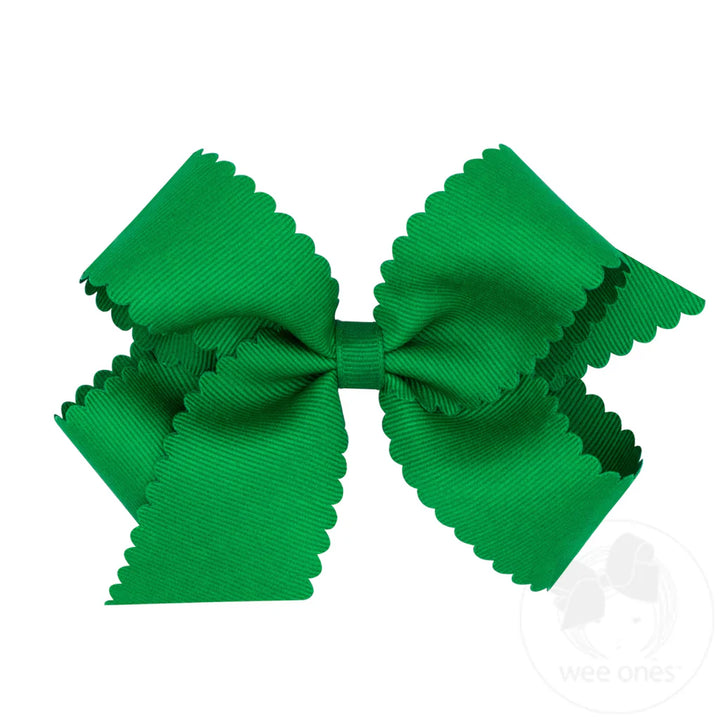 Medium Scallop Edge
