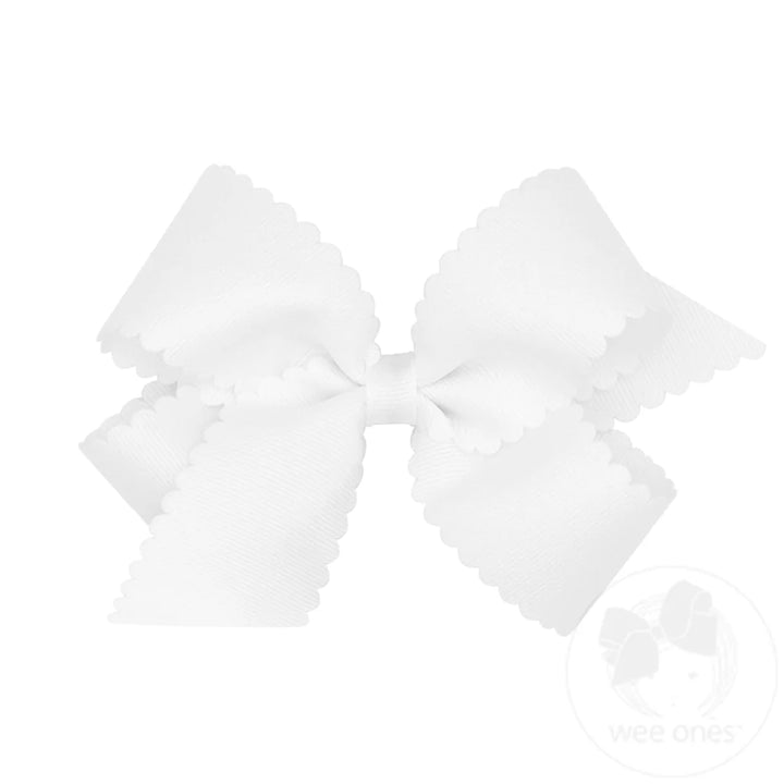 Medium Scallop Edge