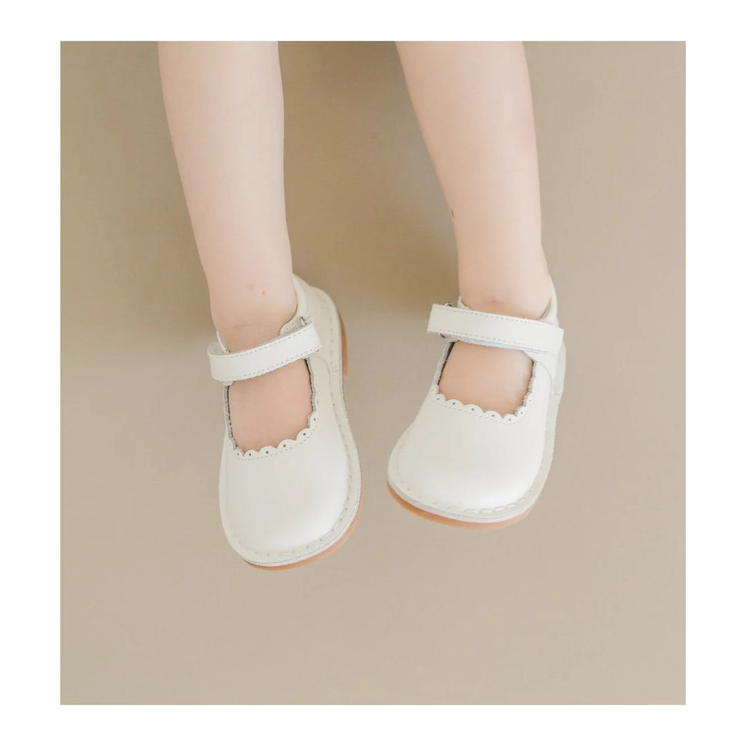Off White Caitlin Scallop MJ